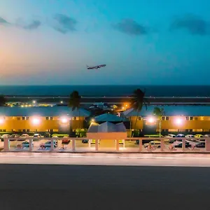 Curacao Airport *** Willemstad